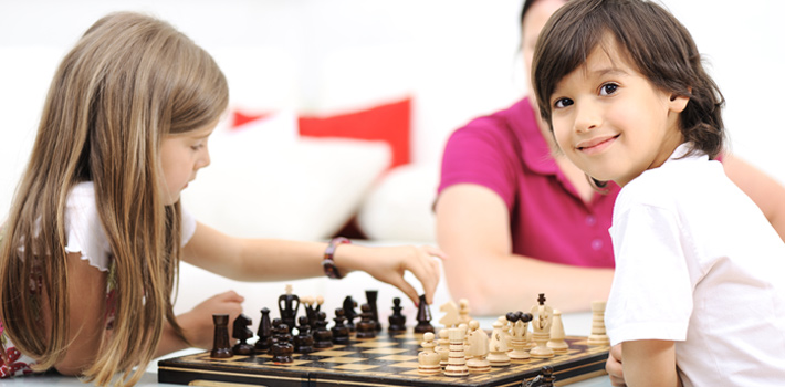 De eigenaar Interactie Oeps Kinderen leren schaken – SCHAAKCLUB LEUVEN CENTRAAL VZW